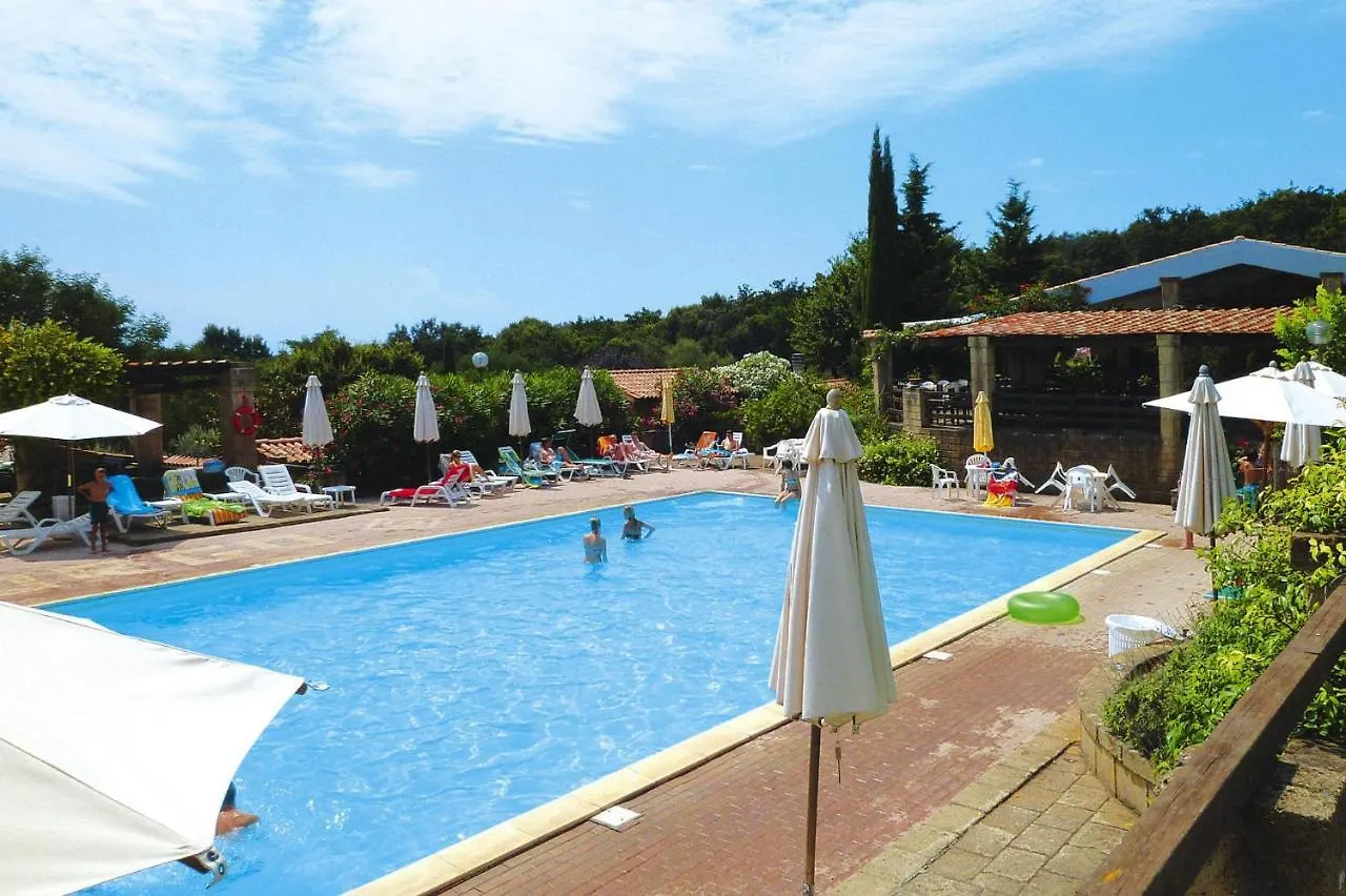 Apartment In The Centra Vacanze Il Borgo Resort In Guardistallo