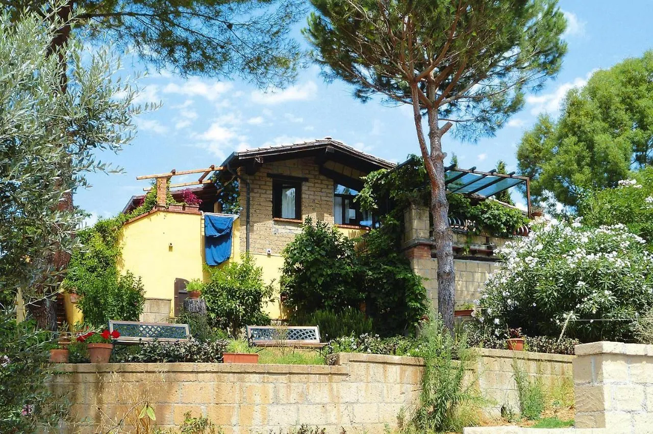 Apartment In The Centra Vacanze Il Borgo Resort In Guardistallo